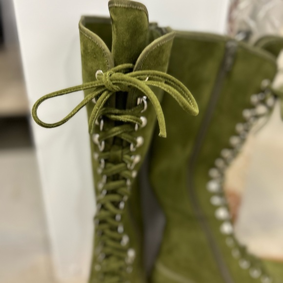 - Jeffrey Campbell Tough Lug Sole Platform Lace Up Tall - Picture 8 of 9